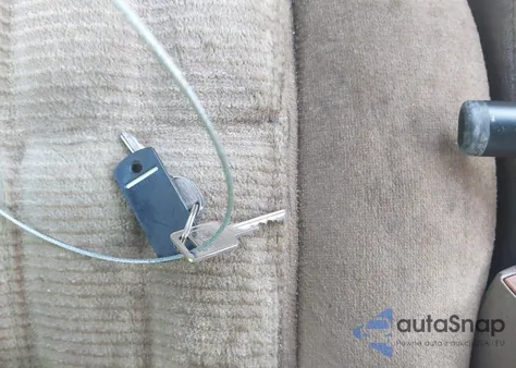 1994 GMC Sierra C1500 z USA, uszkodzony, nr VIN 2GTEC19KXR1537354